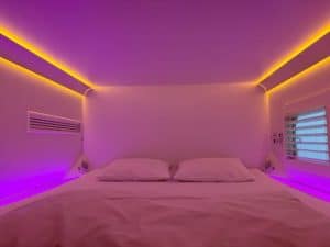 Capsule Hotel Crawls: Ultra-Budget City Tours via Pod Stays