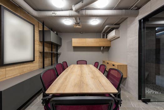 Data Center Real Estate: Meeting AI-Driven Demand for High-Density Facilities