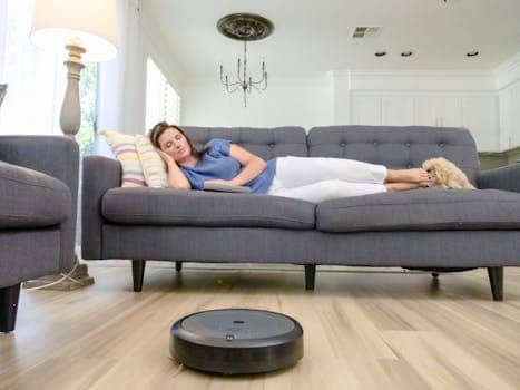 Smart Hotel Rooms: AI-Driven Comfort and Energy Efficiency